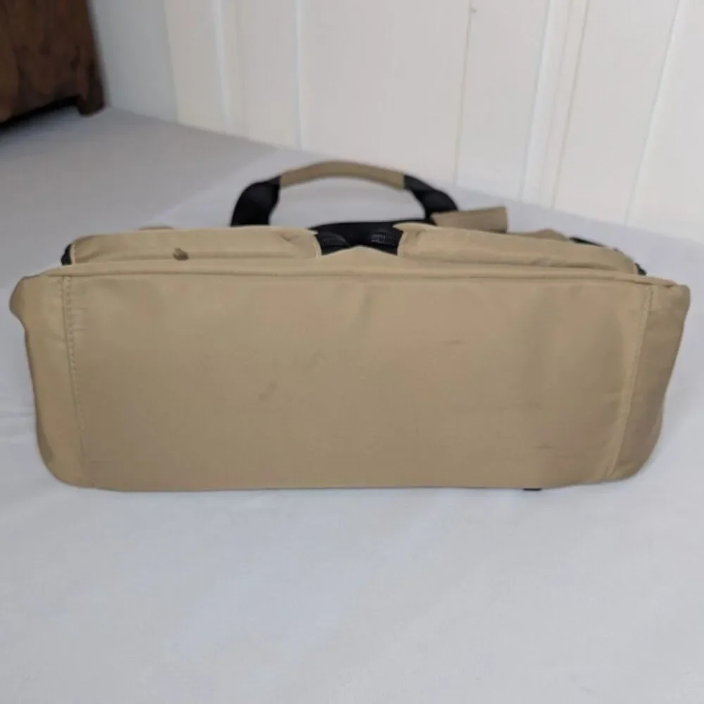 HKWP Tan and Black Carryon Laptop Bag 18 wide Travel Bag